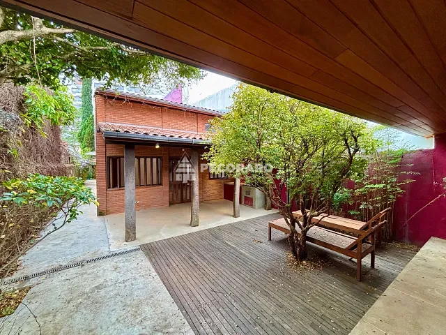 Casa 3 quartos e 6 banheiros, à venda, no bairro Vila Madalena em São Paulo