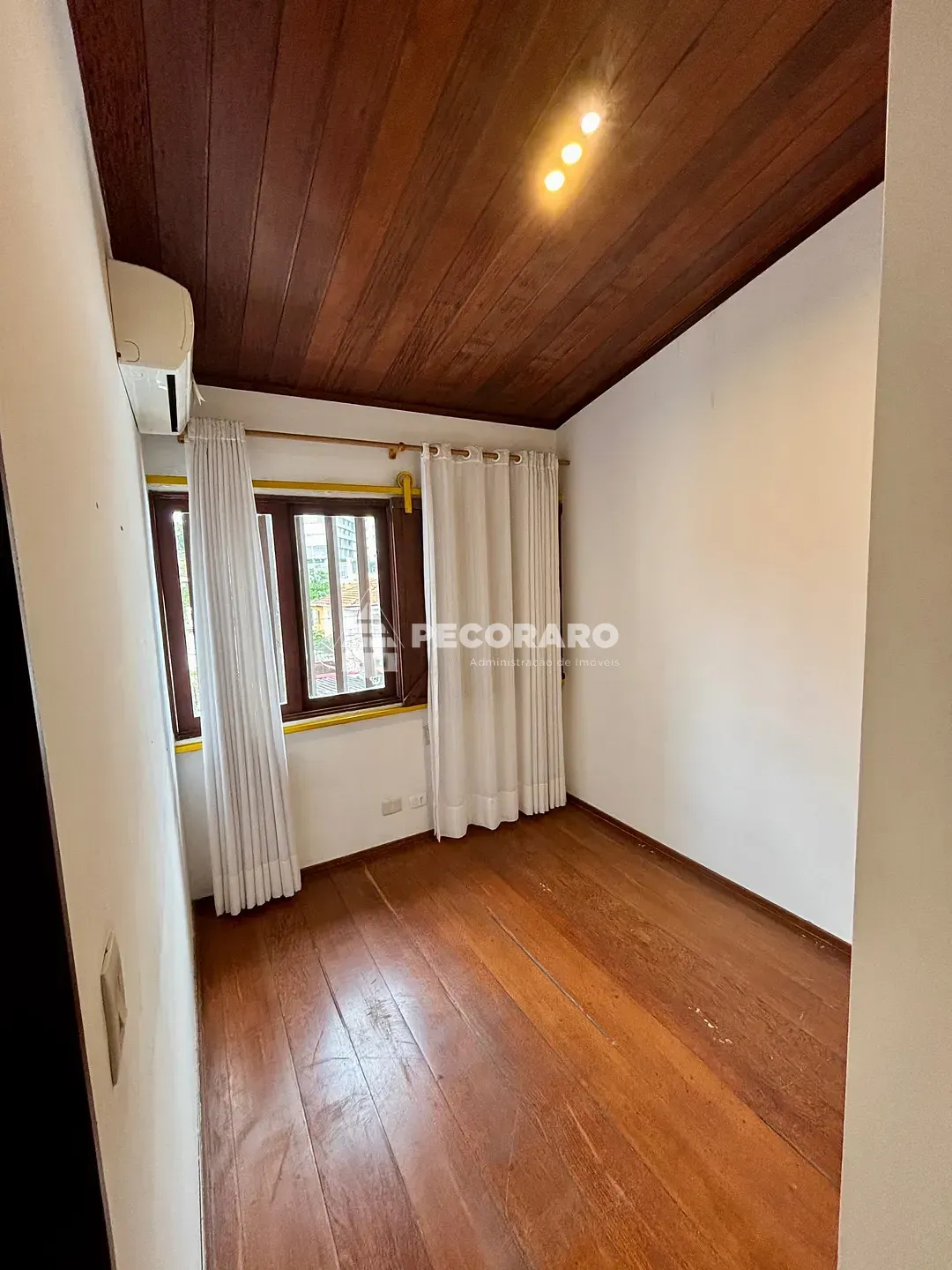 Casa, 3 quartos, 200 m² - Foto 38