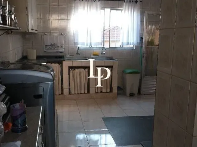 Casa com 320m² 3 quartos e 6 banheiros, à venda, no bairro Cerâmica em São Caetano do Sul