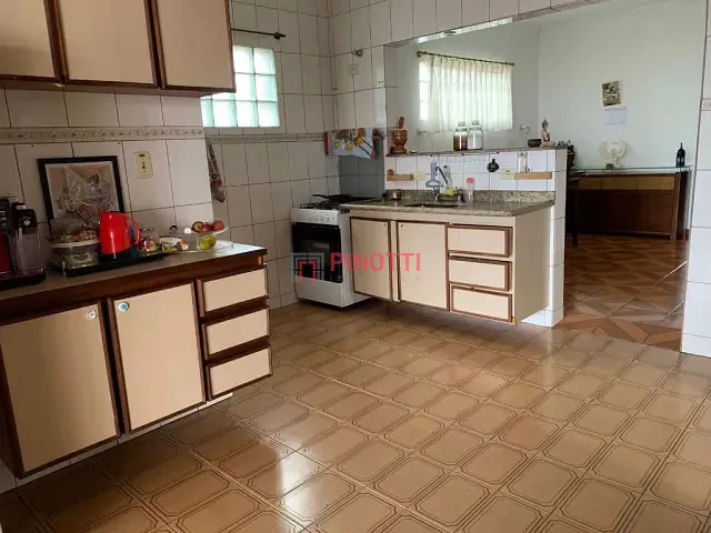 Casa 3 quartos e 2 banheiros, à venda, no bairro Ferrazópolis em São Bernardo do Campo