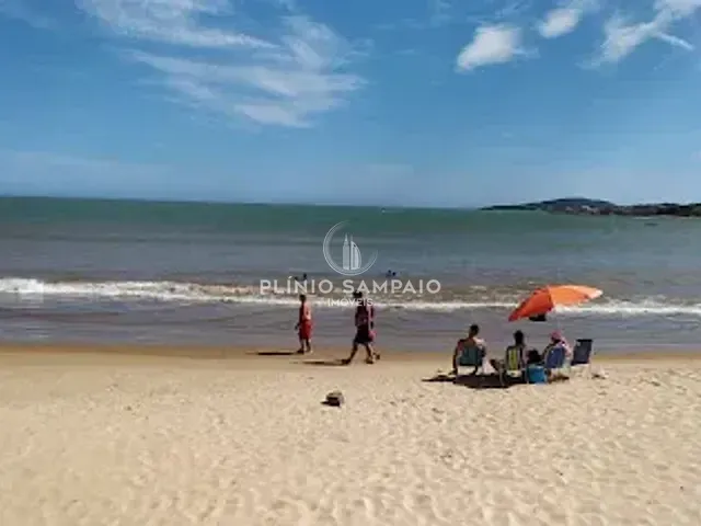 Casa com 1000m² 8 quartos e 8 banheiros, à venda, no bairro Santa Mônica em Guarapari