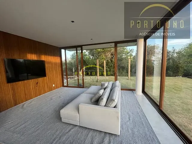 Casa com 700m² 5 quartos e 5 banheiros, à venda, no bairro Praia do Forte em Praia do Forte (Mata de São João)