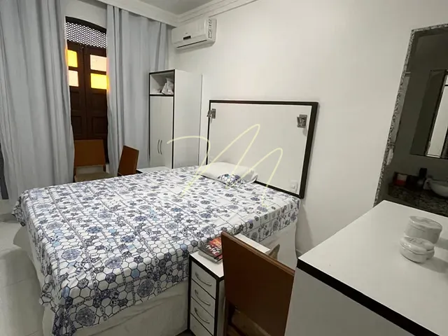 Casa 4 quartos e 3 banheiros, à venda, no bairro Hernani Sá em Ilhéus