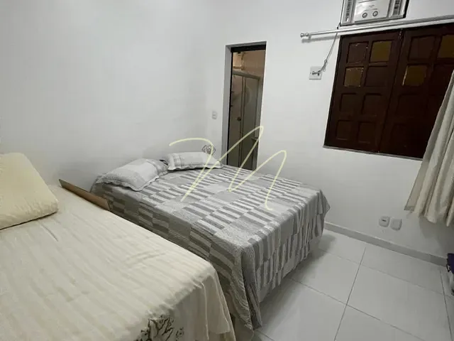 Casa 4 quartos e 3 banheiros, à venda, no bairro Hernani Sá em Ilhéus