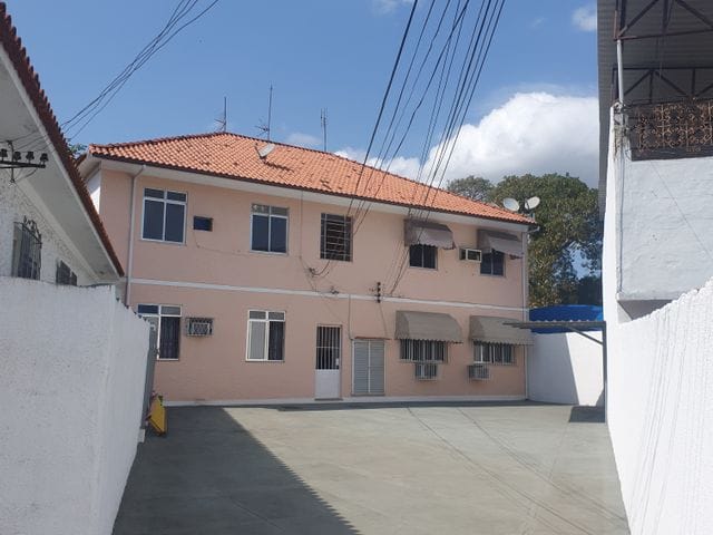 Casa com 65m² 2 quartos e 2 banheiros, para alugar, no bairro Campo Grande em Rio de Janeiro