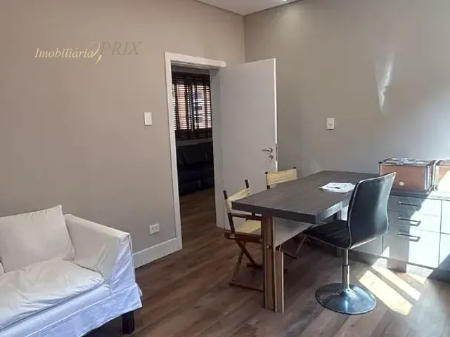 Casa com 188m², para alugar, no bairro Bacacheri em Curitiba