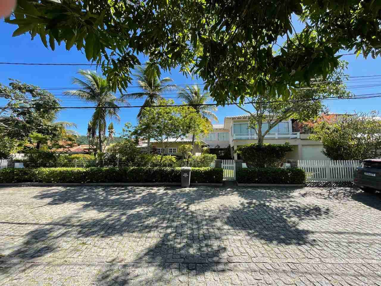 Casa para alugar com 5 quartos, 1187m² - Foto 47