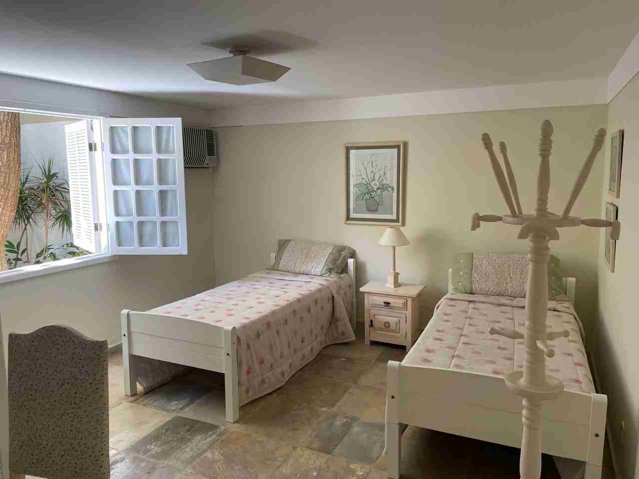 Casa para alugar com 5 quartos, 1187m² - Foto 26