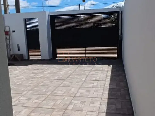 Casa com 175m² 3 quartos e 2 banheiros, à venda, no bairro Vista Alegre II em Itapeva
