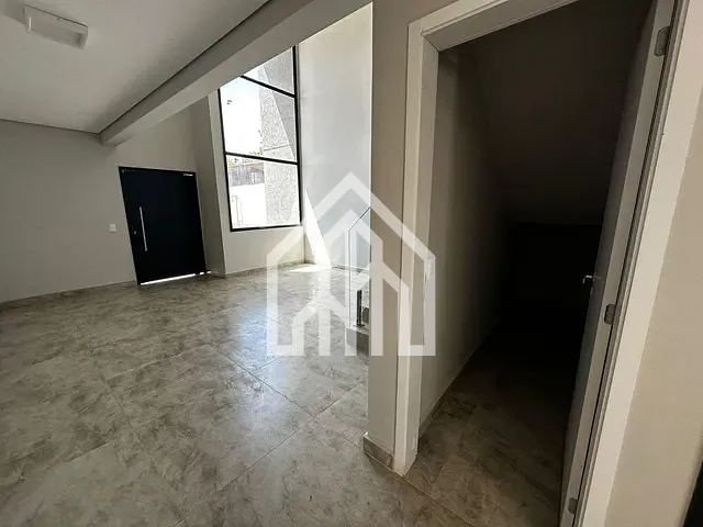 Casa 3 quartos e 4 banheiros, à venda, no bairro Loteamento Jardim Morumbi em Atibaia