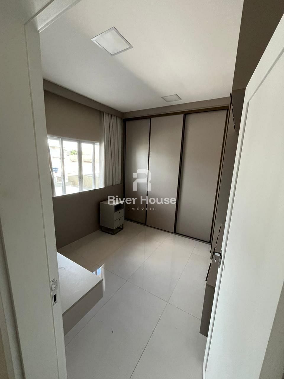 Casa, 3 quartos, 210 m² - Foto 13