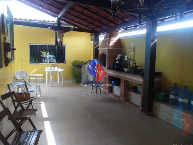 Casa 4 quartos e 2 banheiros, à venda, no bairro Praia da Esperança (Praia de Mauá) em Magé