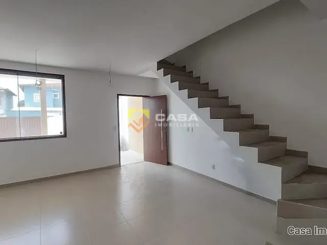 Casa 3 quartos e 3 banheiros, à venda, no bairro Alterosas em Serra