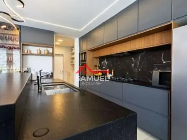 Casa com 400m² 4 quartos e 2 banheiros, à venda, no bairro Setor Habitacional Vicente Pires em Brasília