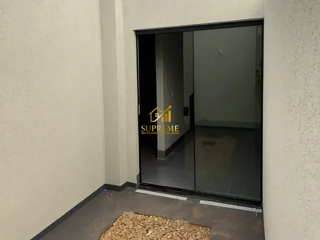 Casa 3 quartos e 2 banheiros, à venda, no bairro Residencial Ravena em Senador Canedo
