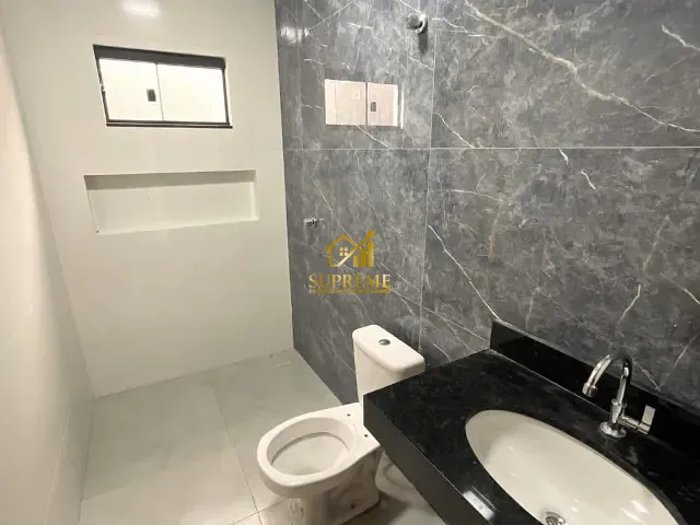Casa 3 quartos e 2 banheiros, à venda, no bairro Residencial Ravena em Senador Canedo