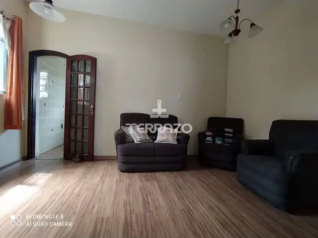 Casa com 378m² 3 quartos e 2 banheiros, à venda, no bairro Jardim Europa em Volta Redonda
