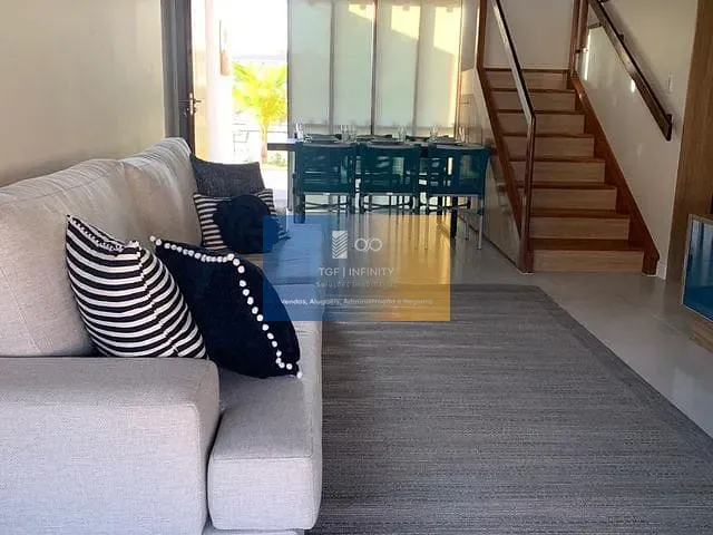 Casa com 240m² 5 quartos e 6 banheiros, à venda, no bairro Cupe em Ipojuca