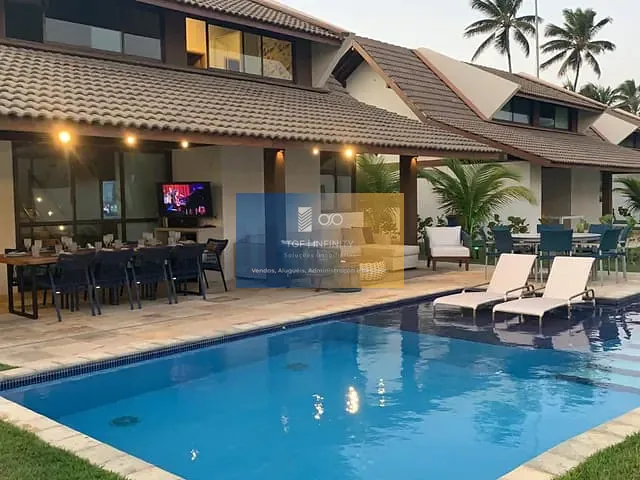 Casa com 240m² 5 quartos e 6 banheiros, à venda, no bairro Cupe em Ipojuca