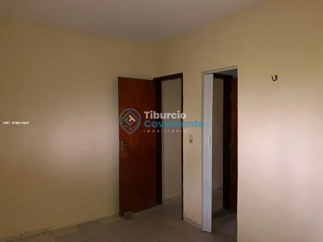 Casa 2 quartos e 1 banheiro, à venda ou para alugar, no bairro Novo Maranguape II em Maranguape