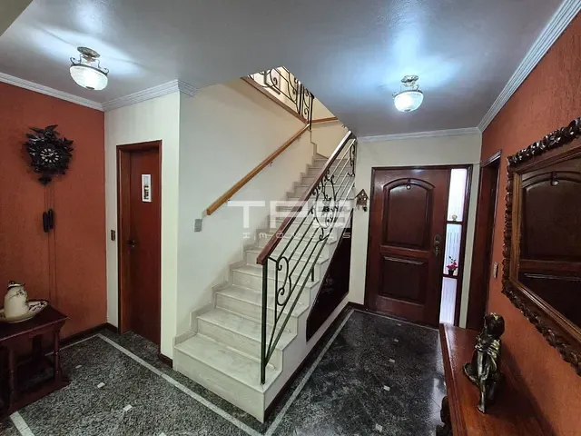 Casa com 355m² 4 quartos e 3 banheiros, à venda, no bairro Vila Paraíba em Guaratinguetá