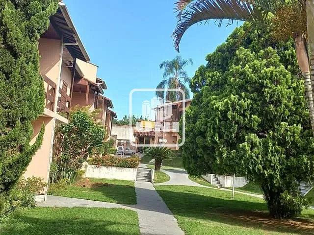 Casa 2 quartos e 1 banheiro, à venda ou para alugar, no bairro Jardim Califórnia em Jacareí