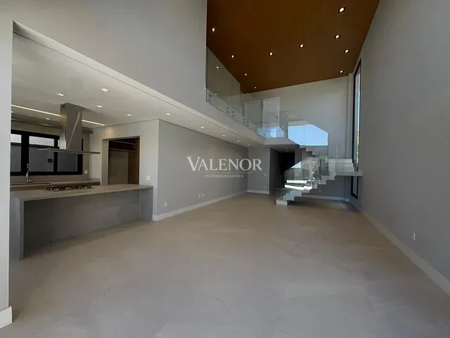 Casa com 360m² 3 quartos e 5 banheiros, à venda, no bairro Loteamento Brisas do Lago em Jundiaí