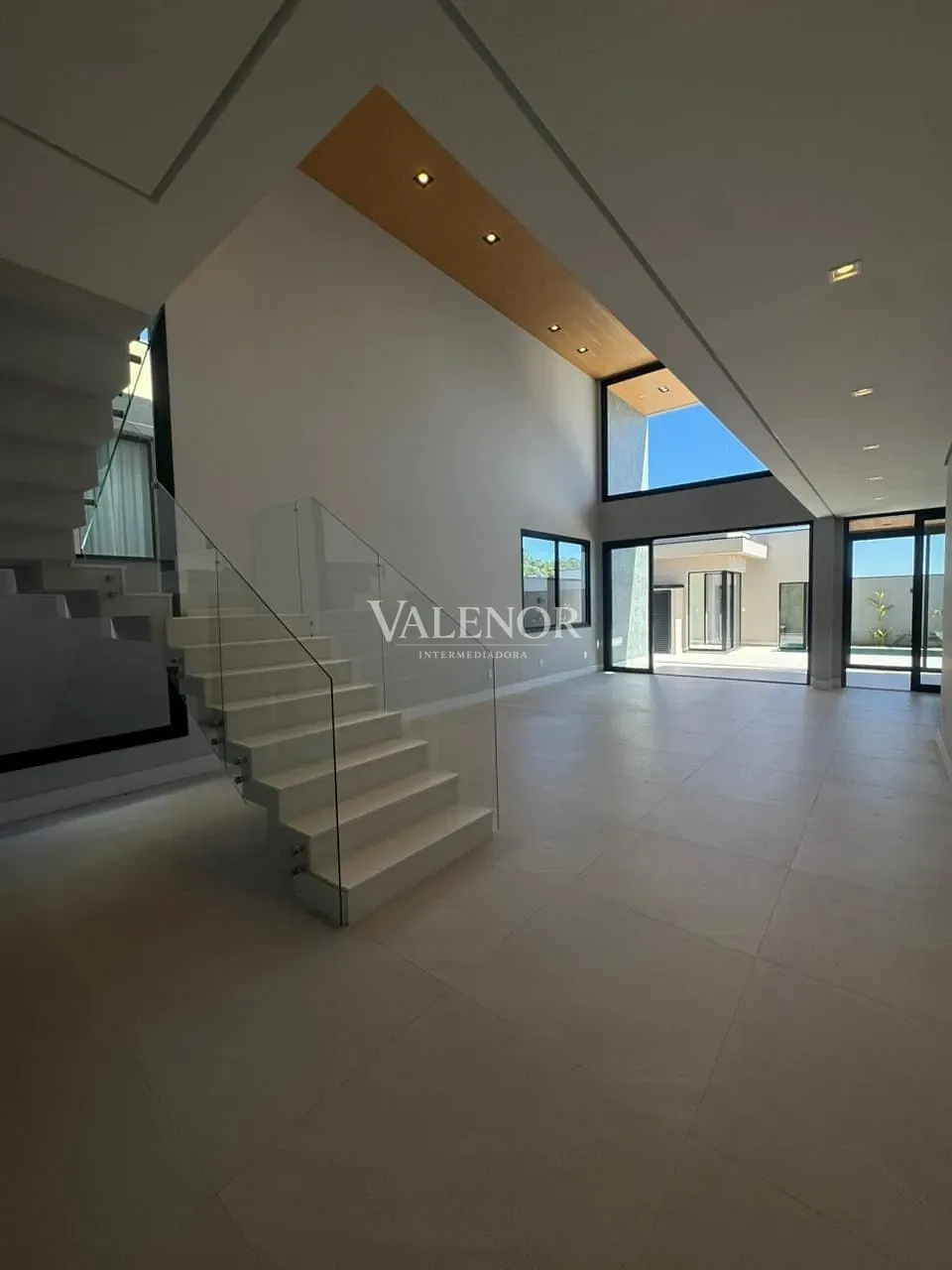 Casa, 3 quartos, 360 m² - Foto 2