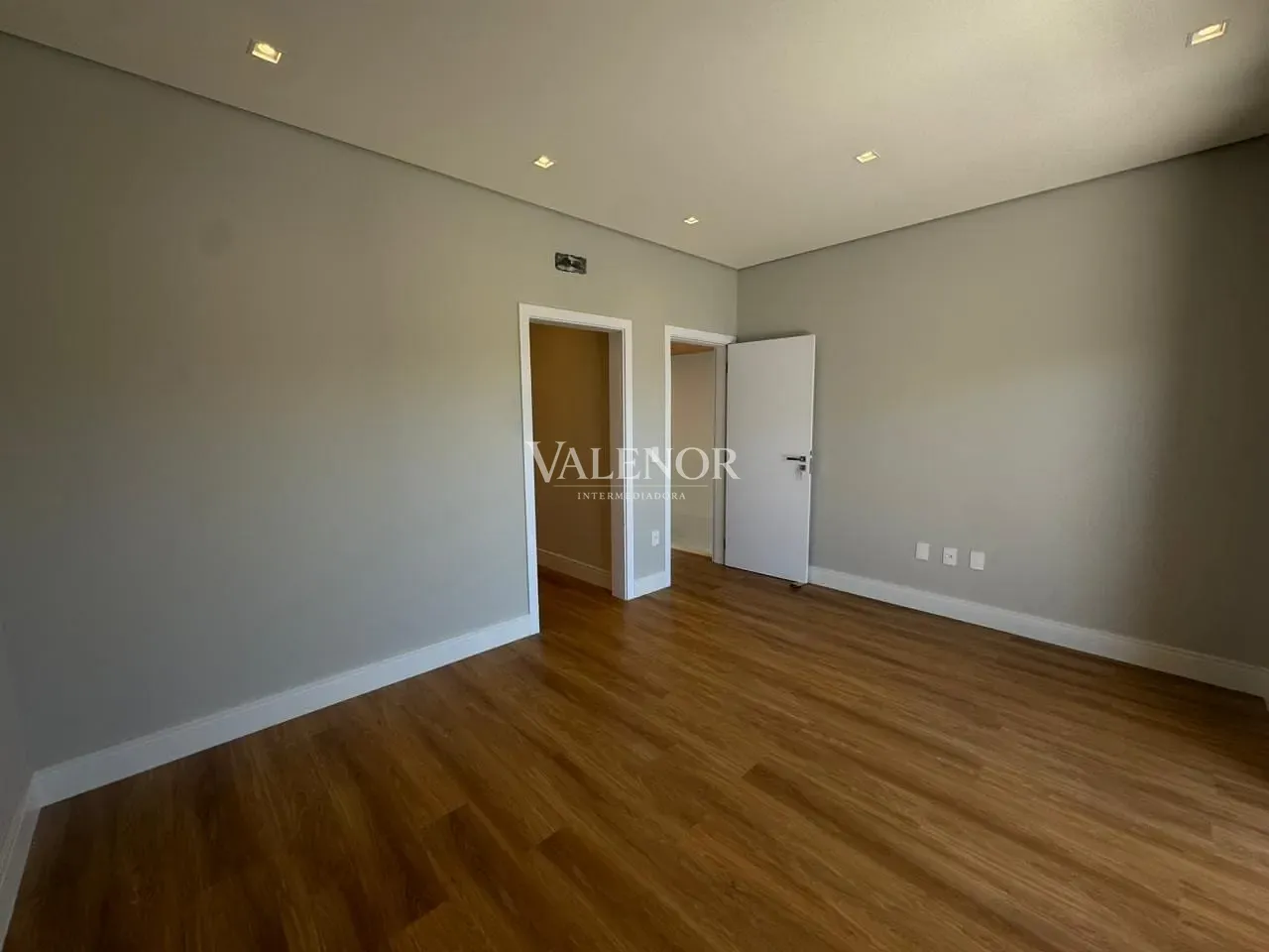 Casa, 3 quartos, 360 m² - Foto 53