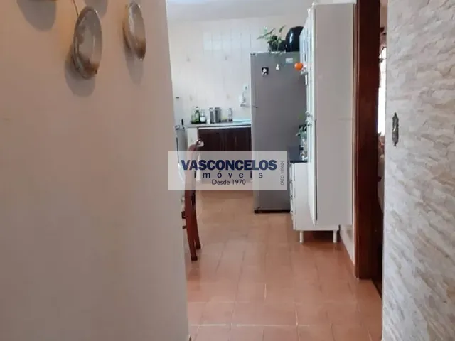 Casa com 200m² 3 quartos e 1 banheiro, à venda, no bairro Parque Industrial em São José dos Campos