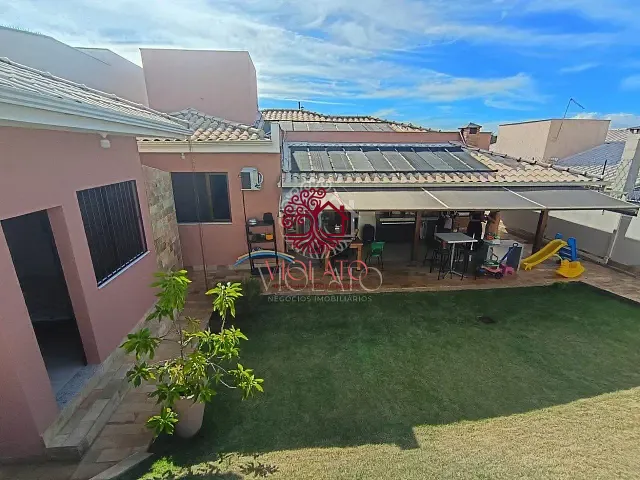 Casa com 495m² 3 quartos e 4 banheiros, à venda ou para alugar, no bairro Joana Marques em Lagoa Santa