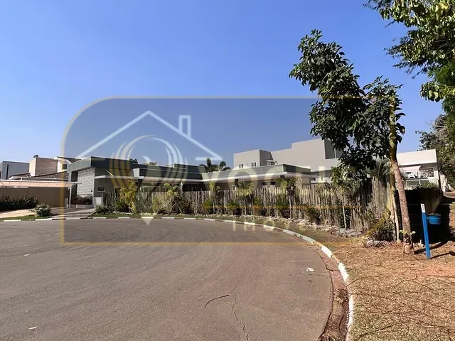 Casa 2 quartos e 3 banheiros, à venda, no bairro Parque Residencial Nova Holanda em Holambra