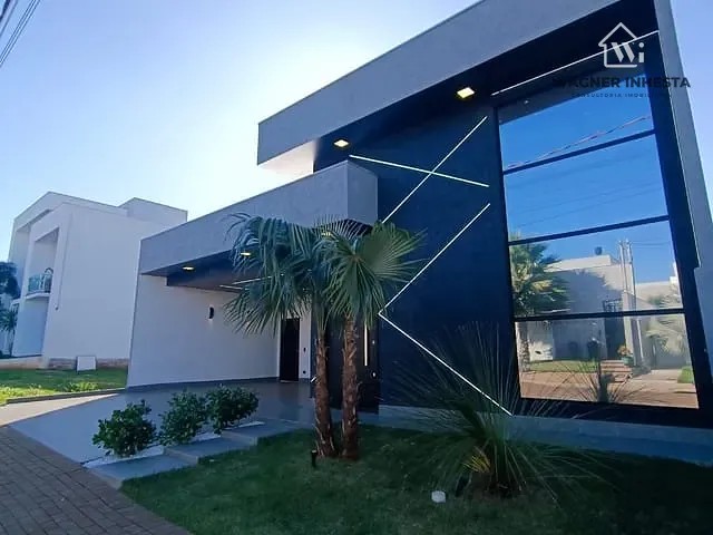 Casa com 300m² 2 quartos e 1 banheiro, à venda, no bairro Parque Pioneiros em Sarandi