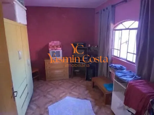 Casa com 170m² 4 quartos e 3 banheiros, à venda, no bairro Vila Claret em Córrego do Bom Jesus