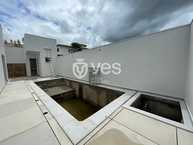 Casa com 420m² 3 quartos e 2 banheiros, à venda, no bairro Residencial Villágio I em Araxá