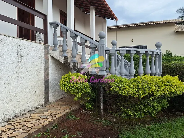 Casa com 3000m² 4 quartos e 5 banheiros, à venda, no bairro Condomínio Vale do Ouro em Ribeirão das Neves