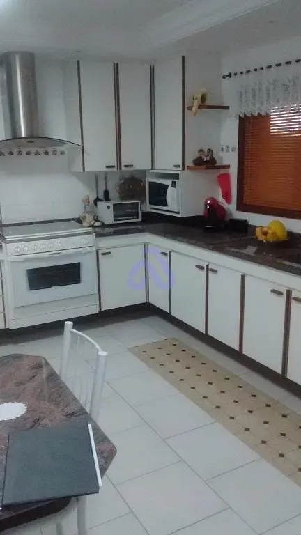 Casa, 4 quartos, 1040 m² - Foto 18