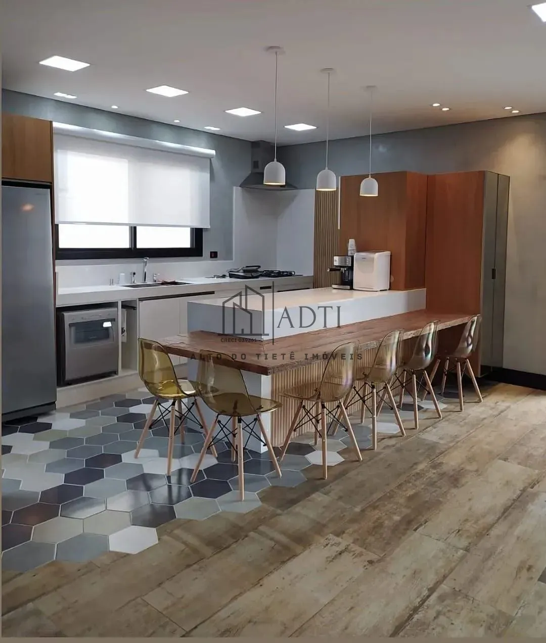 Casa, 3 quartos, 300 m² - Foto 1