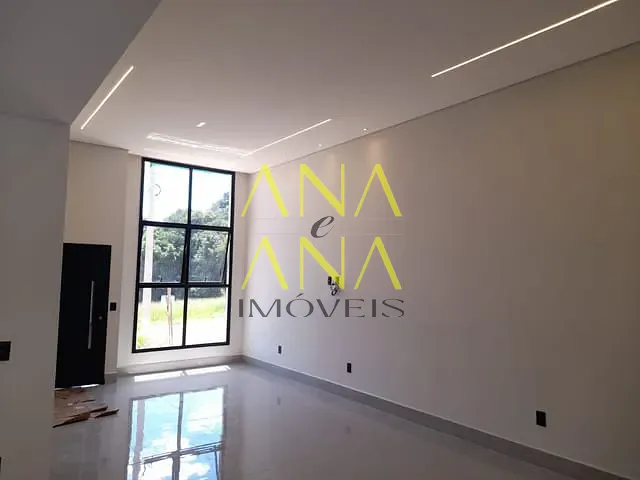 Casa com 300m² 3 quartos e 1 banheiro, à venda, no bairro Residencial San Vitale em Bragança Paulista