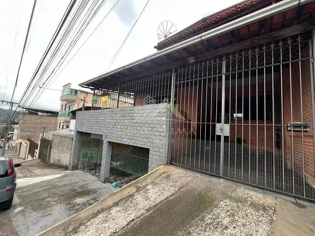 Casa 3 quartos e 1 banheiro, à venda, no bairro Eldorado em Juiz de Fora