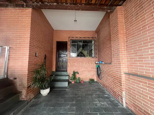 Casa 3 quartos e 1 banheiro, à venda, no bairro Eldorado em Juiz de Fora