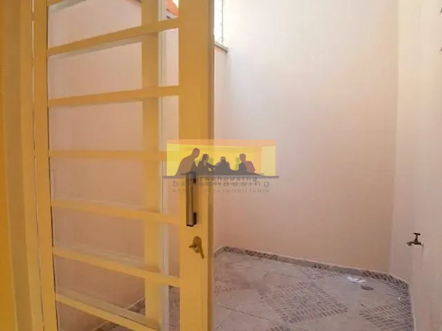 Casa com 200m² 3 quartos e 2 banheiros, para alugar, no bairro Residencial Terras do Barão em Campinas