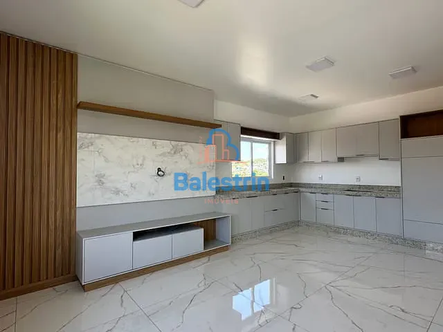 Casa 2 quartos e 2 banheiros, à venda, no bairro Das Nações em Fraiburgo