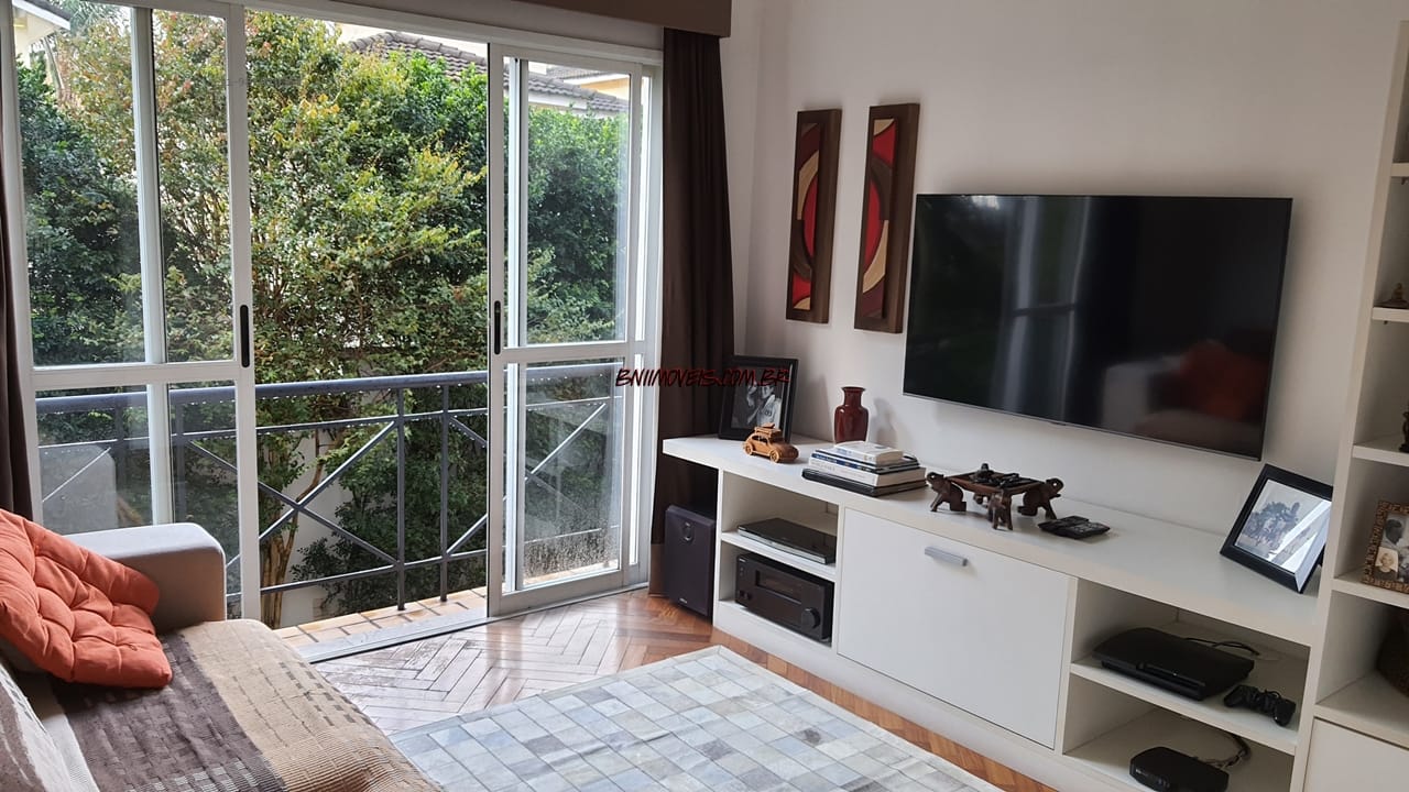 Casa à venda e aluguel com 4 quartos, 230m² - Foto 6
