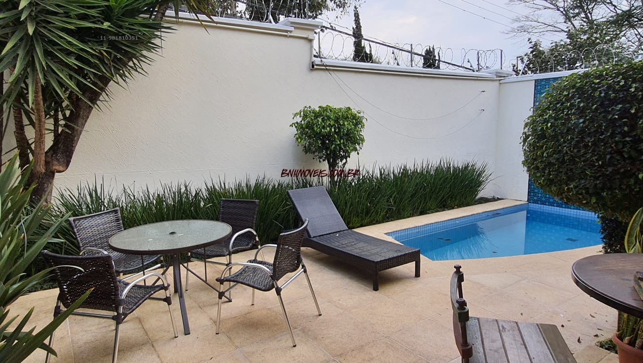 Casa à venda e aluguel com 4 quartos, 230m² - Foto 12