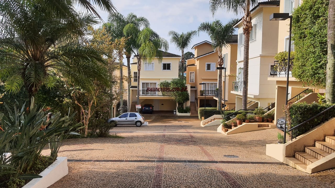 Casa à venda e aluguel com 4 quartos, 230m² - Foto 3