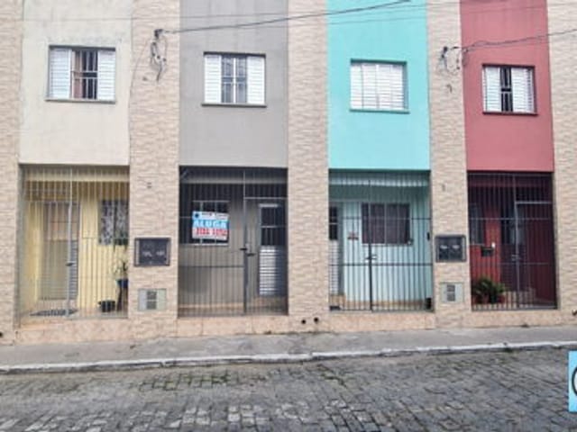Foto do Casa - Aconchegante Residência de 2 Quartos para Locação Próxima à Estação e Terminal de Ônibus no Parque Maria Helena, Suzano - SP | Boa Vista Imóveis Suzano