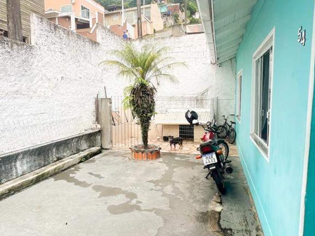 Casa com 190m² 2 quartos e 1 banheiro, à venda, no bairro Saco dos Limões em Florianópolis