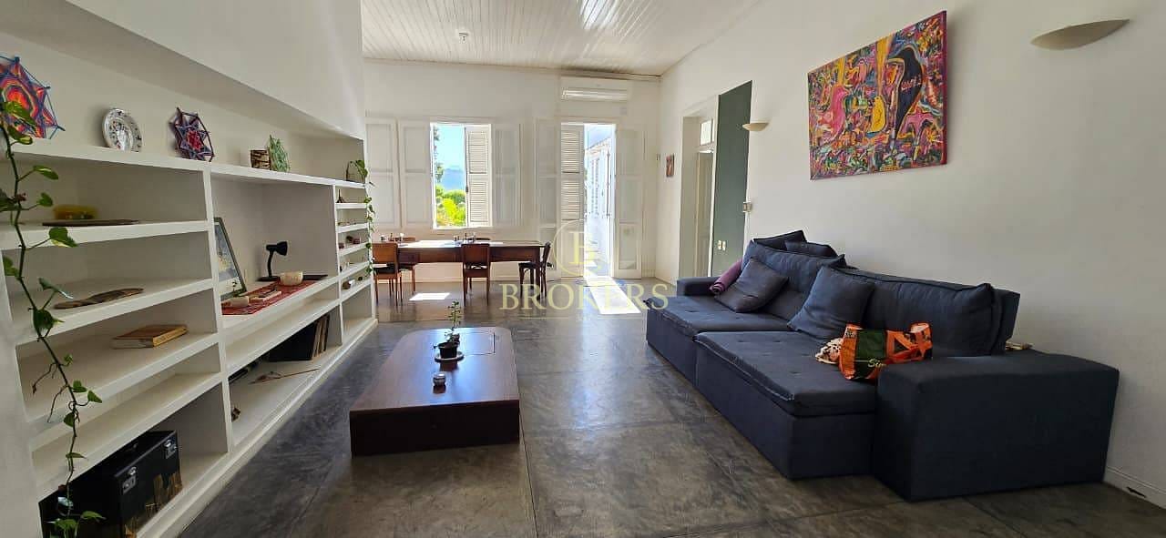 Um refúgio artístico à venda em  Santa Teresa, Rio de Janeiro, RJ