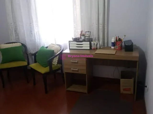 Casa 4 quartos e 3 banheiros, à venda, no bairro Osvaldo Cruz em São Caetano do Sul